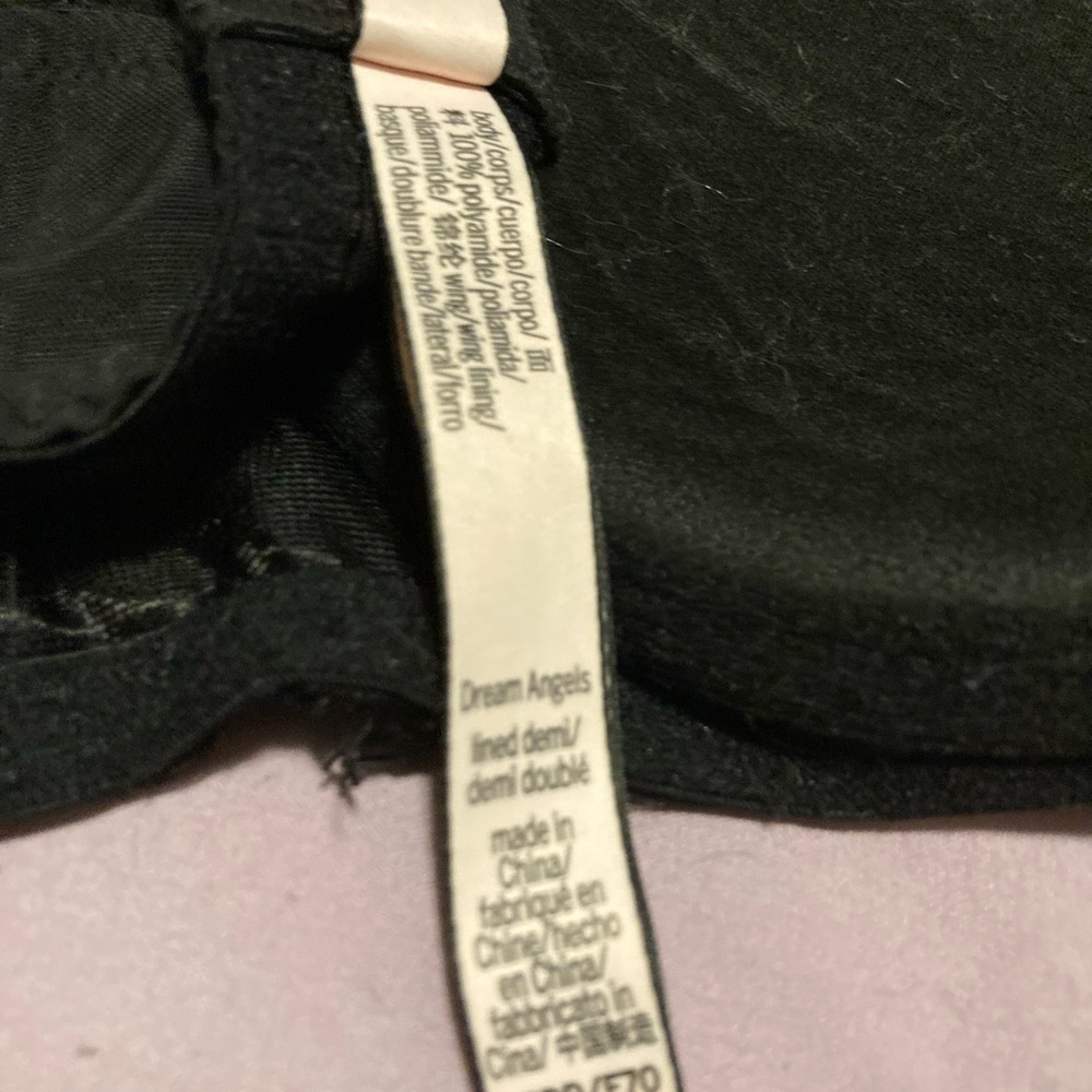 Cream and Black Seamless Underwire Bras with Lace - Picture 2 of 4